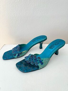 Y2K Stella Ladies Kitten Heels Teal Peacock Blue Beaded 2000’s Square Toe Sz 8